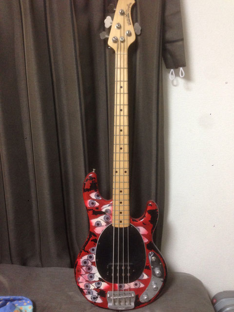 MUSICMAN StingRay 4 MUSICMAN StingRay 4